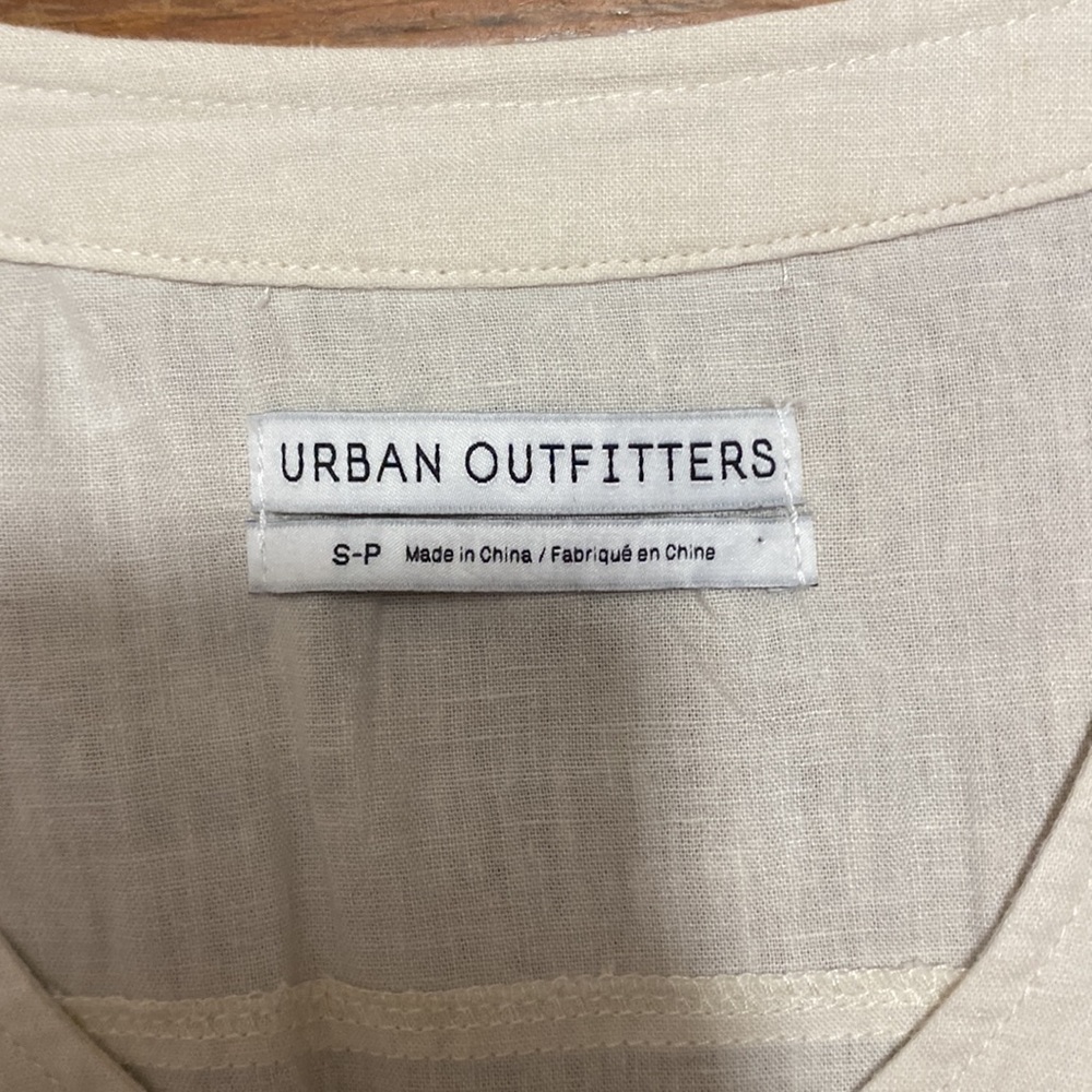 Urban Outfitters Romper #289N - Picture 2 of 3